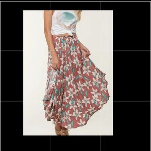 O’Neill Skirt High Slit